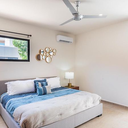 Entire House- 3Br With Private Roof Top Deck Playa del Carmen Exteriör bild