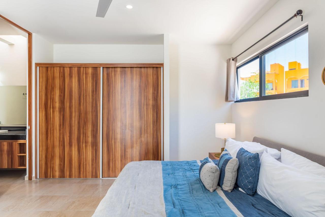 Entire House- 3Br With Private Roof Top Deck Playa del Carmen Exteriör bild