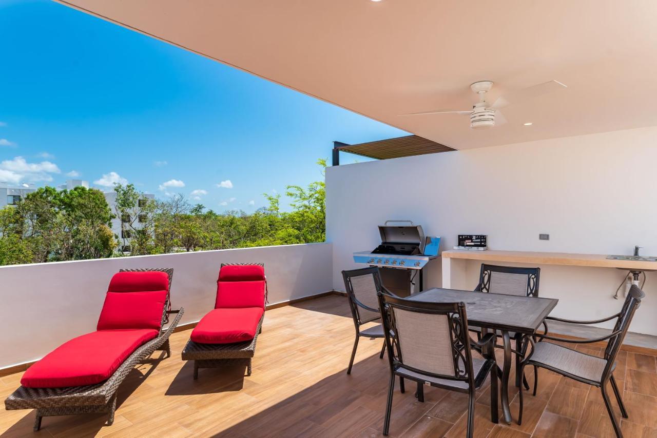 Entire House- 3Br With Private Roof Top Deck Playa del Carmen Exteriör bild