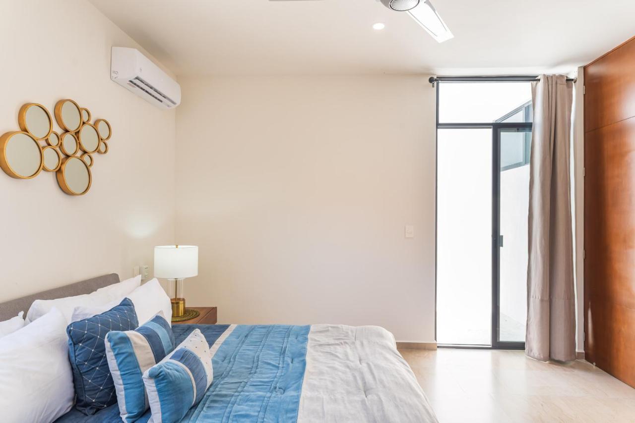 Entire House- 3Br With Private Roof Top Deck Playa del Carmen Exteriör bild