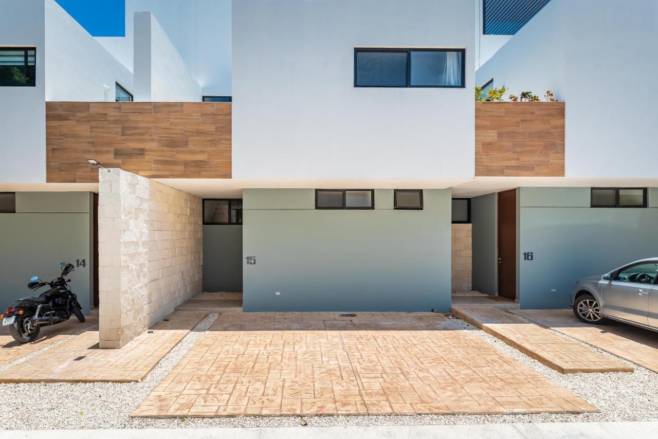 Entire House- 3Br With Private Roof Top Deck Playa del Carmen Exteriör bild